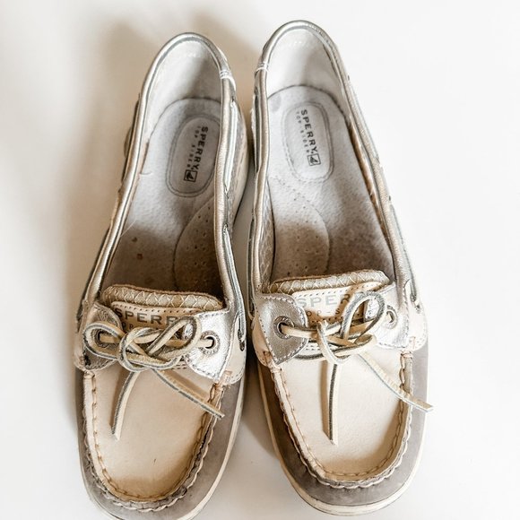 Sperry Topsider Silver and‎ Cream Shoes - Picture 1 of 6